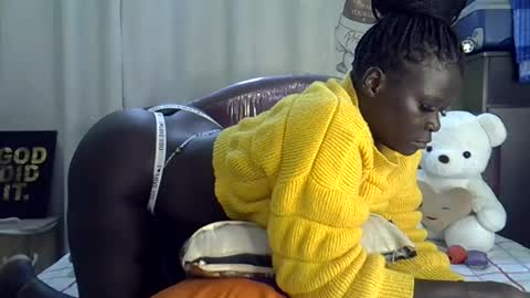 thickassvillageebony online show from August 8, 1:22 pm