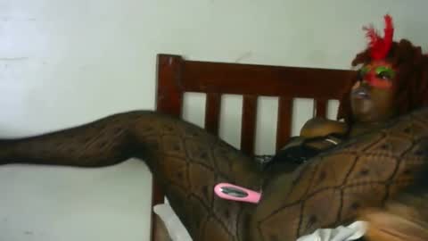lovlyn online show from March 15, 8:36 pm