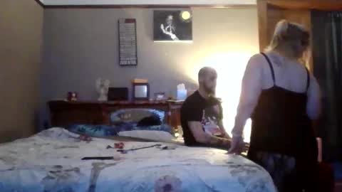 thickblonde_92 online show from April 26, 4:52 am