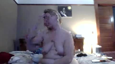 thickblonde_92 online show from April 26, 4:25 pm