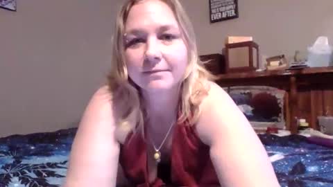 thickblonde_92 online show from May 11, 2:30 pm