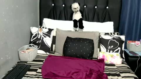 phindy online show from April 17, 6:20 am