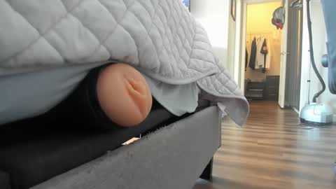 thickcock4hernsa online show from April 23, 1:59 pm