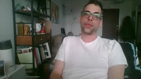 thickty online show from April 6, 8:46 pm
