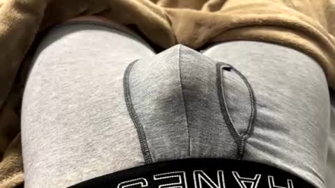 thickyloads online show from August 4, 6:05 pm