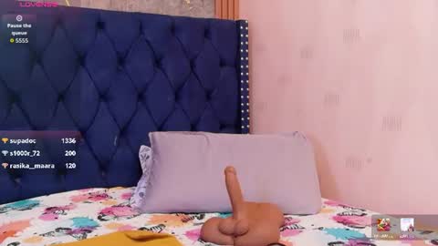 Eva  online show from July 30, 11:55 pm