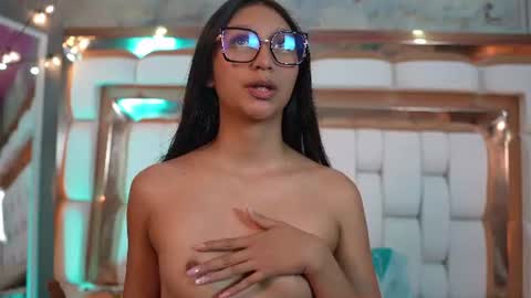 Eva  online show from August 2, 4:58 pm