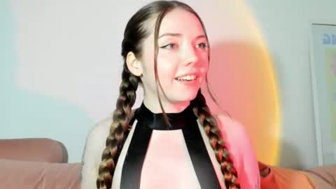 Amelia  shows on mondays fridays and sundays  i hope by sunday ill be good as new see you then darlings  online show from July 31, 7:08 pm