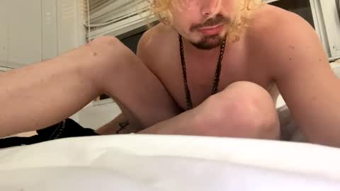 thisolboi online show from July 13, 5:47 am