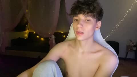 Thomas Hill online show from June 4, 10:36 pm