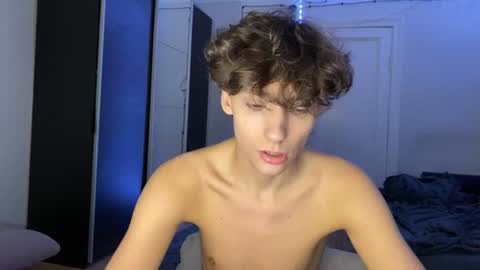 Thomas Hill online show from August 8, 11:05 pm