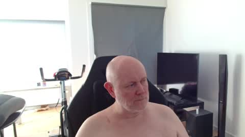 thomas806035 online show from July 29, 5:31 pm