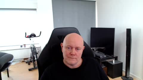 thomas806035 online show from August 10, 10:05 am