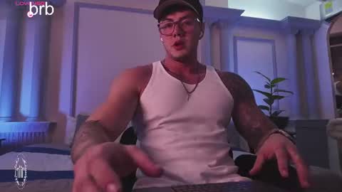Thomas Falcon online show from July 28, 4:18 am