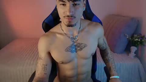 Thomas Independient Model online show from August 9, 2:07 pm