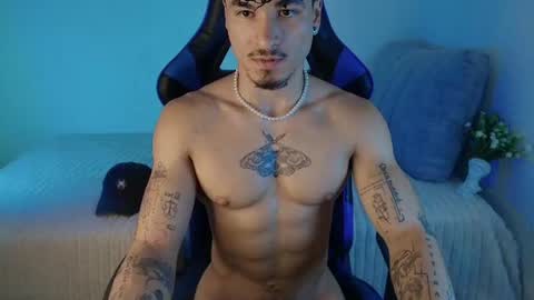 Thomas Independient Model online show from August 12, 4:31 pm