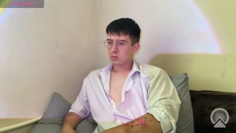 Tom online show from August 18, 9:59 am
