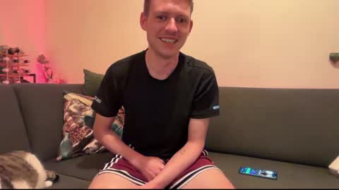 thomas_jd online show from April 26, 8:38 pm
