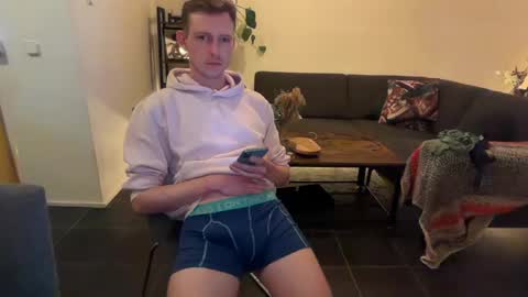 thomas_jd online show from April 27, 6:10 am