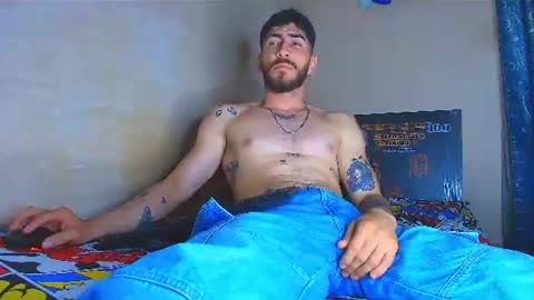 thomas_ks11 online show from August 13, 11:46 am