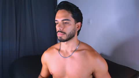 thomas_spellman online show from June 17, 11:37 pm