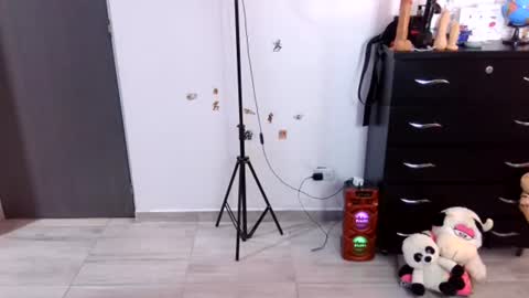 VALERIA OR THOMY  model independet  online show from August 5, 10:30 pm