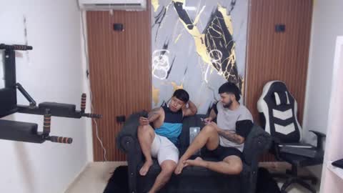 thomson_hot01 online show from June 27, 8:39 am