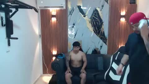 thomson_hot01 online show from July 11, 5:24 am