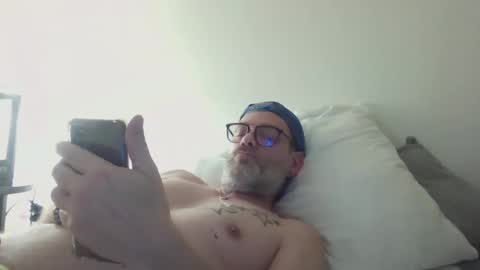 Tom online show from February 21, 11:14 pm