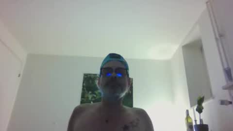 Tom online show from March 12, 2:42 am