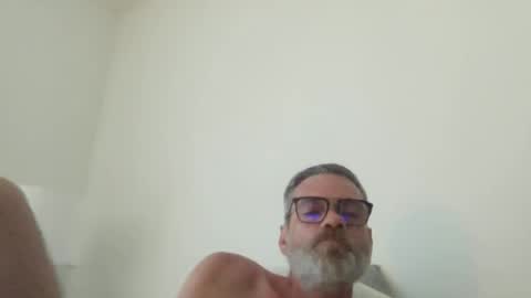 Tom online show from March 21, 4:10 pm