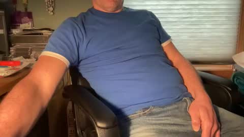 thongguy 2021 online show from April 14, 10:50 pm