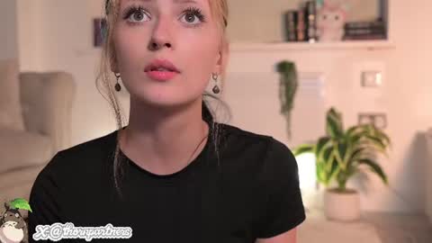 Poppy  Jax online show from August 14, 2:04 am