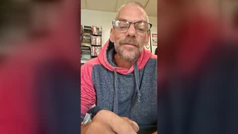 thoughnut2 online show from August 9, 4:19 pm