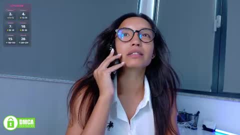 tia_j online show from July 29, 3:41 pm