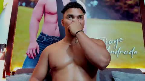 tiago andrade online show from August 9, 5:08 am