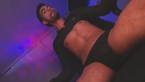 TIAGO ROBLES online show from August 1, 7:42 pm