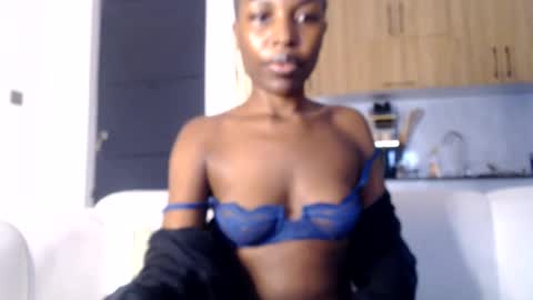 tiana_kay online show from August 12, 10:01 pm