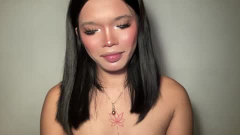 Ms. Tiara online show from July 29, 12:01 pm