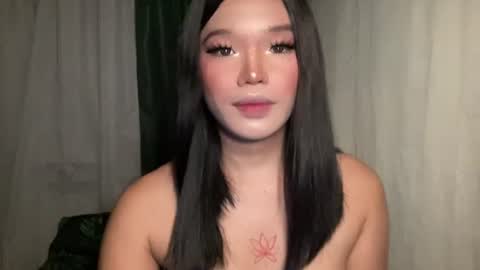 Ms. Tiara online show from August 15, 12:20 pm