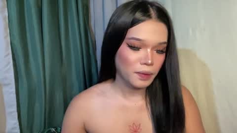 Ms. Tiara online show from August 17, 1:54 am