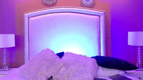 Tifanny  online show from August 14, 4:16 am