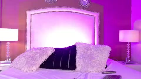 Tifanny  online show from August 15, 8:07 am