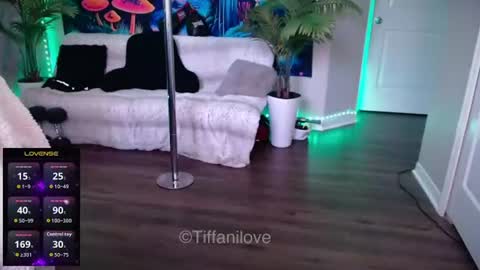 Goddess Tiffani Love online show from July 28, 5:41 pm