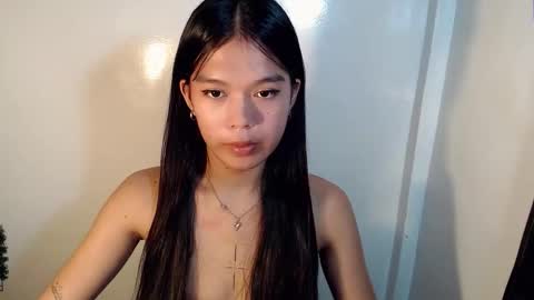 tiffany_amberx online show from April 27, 11:59 pm