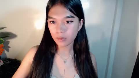 tiffany_amberx online show from May 1, 12:47 am