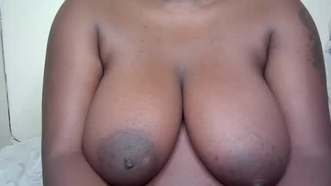bigass squirter online show from August 13, 8:56 pm