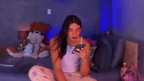                online show from July 21, 11:23 am