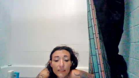 tigerlilly9999 online show from August 3, 5:58 am