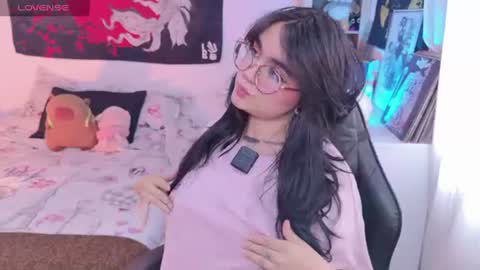 Lilith  online show from June 25, 5:27 pm